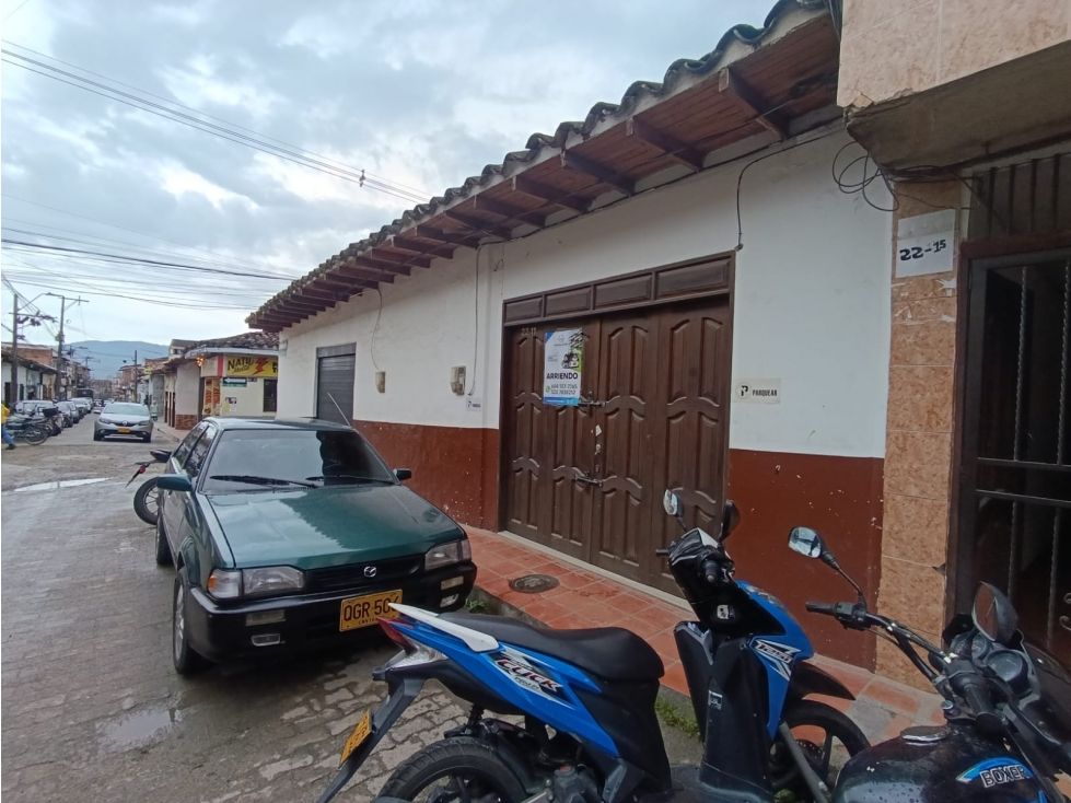 Local en arriendo Antioquia La Ceja Centro 25 m2 Habitaciones 0 Baños 1 Garajes 0 Precio $800000