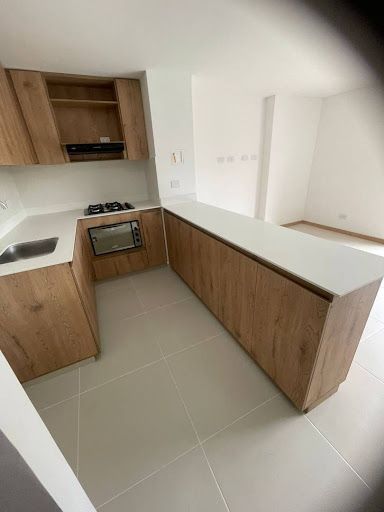 Apartaestudio en arriendo Antioquia Medellín San German 30 m2 Habitaciones 1 Baños 2 Garajes 1 Precio $3700000