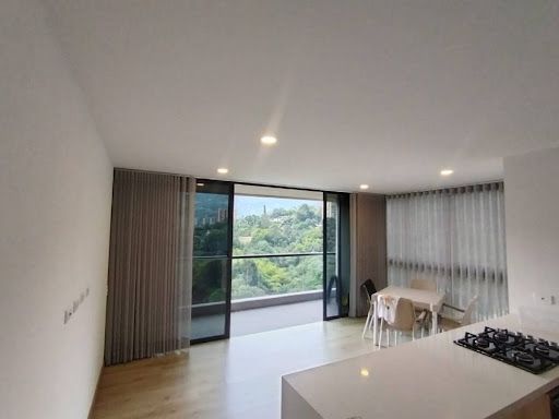 Apartamento en arriendo Antioquia Envigado Trianon 85 m2 Habitaciones 3 Baños 2 Garajes 2 Precio $4500000