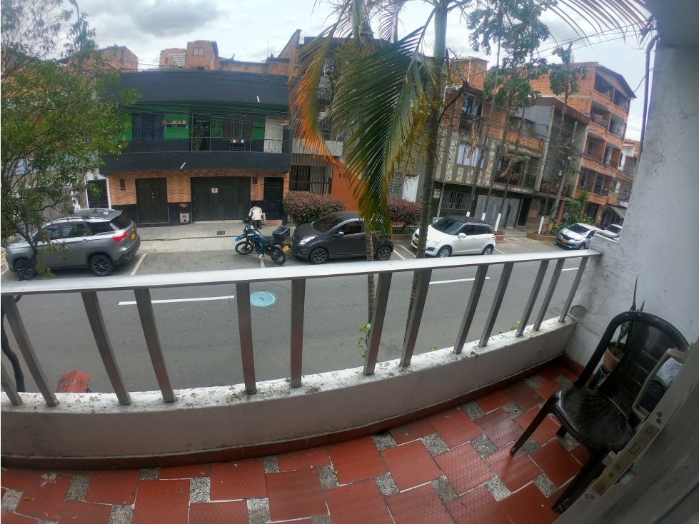 Apartamento en arriendo Antioquia Bello La Gran Avenida 100 m2 Habitaciones 3 Baños 2 Garajes 0 Precio $2550000