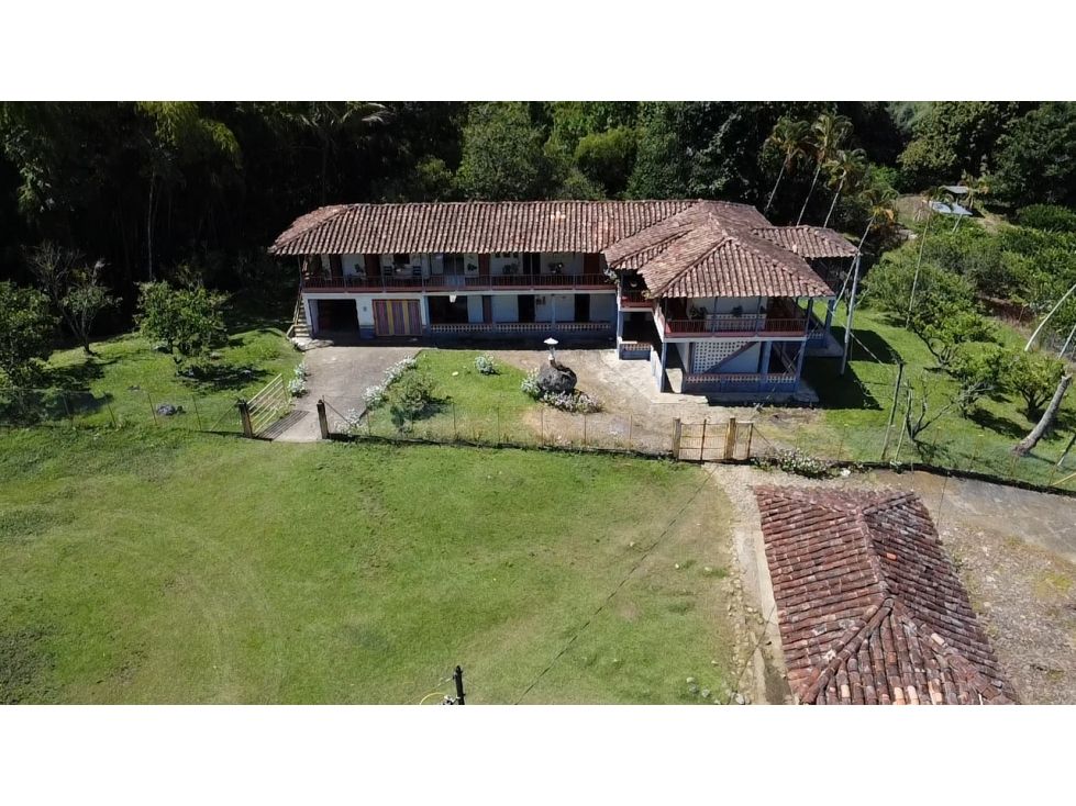 Finca en venta Antioquia Tarso Tarso 500 m2 Habitaciones 5 Baños 3 Garajes 5 Precio $7650000000