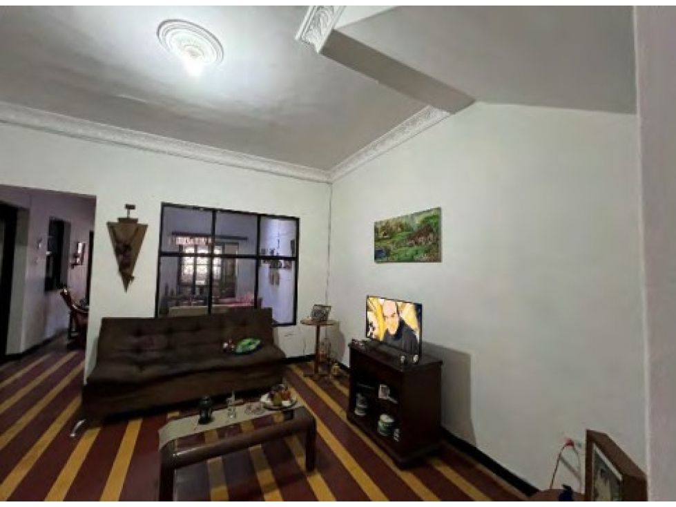 Edificio en venta Antioquia Medellín Prado 515 m2 Habitaciones 10 Baños 6 Garajes 0 Precio $1200000000