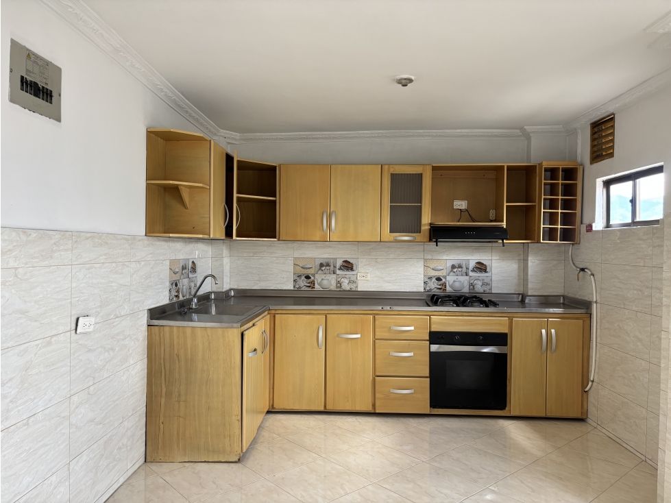 Casa en venta Antioquia Medellín El Salvador 134 m2 Habitaciones 4 Baños 2 Garajes 0 Precio $470000000