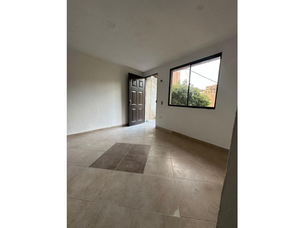 Apartamento en venta Antioquia Medellín Panorama 65 m2 Habitaciones 3 Baños 1 Garajes 0 Precio $180000000