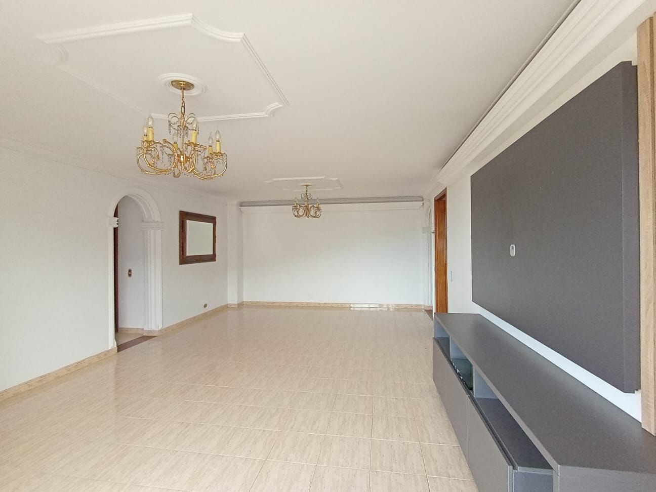 Apartamento en arriendo Antioquia Medellín Lorena 148 m2 Habitaciones 4 Baños 3 Garajes 2 Precio $6800000