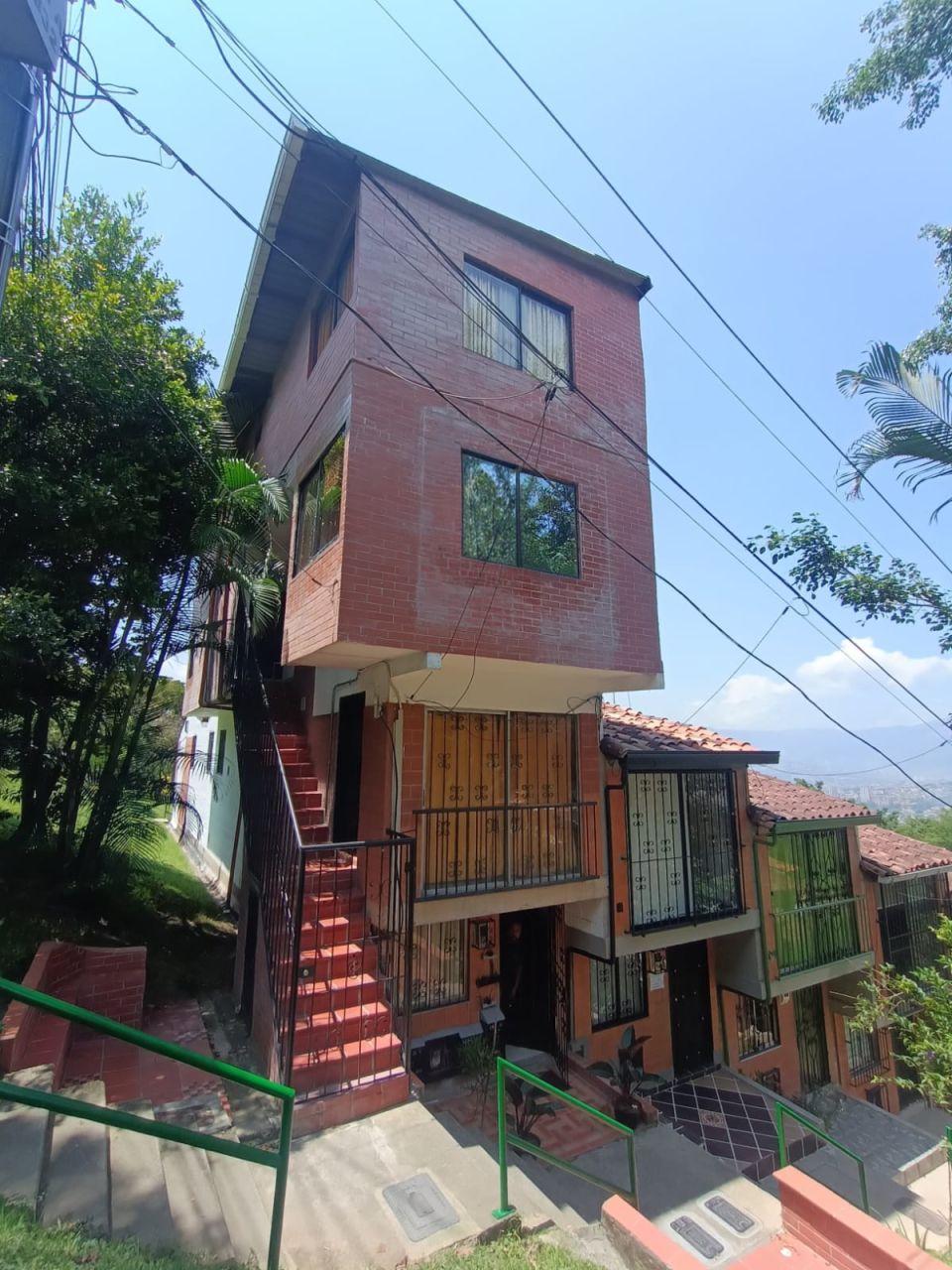 Apartamento en arriendo Antioquia Medellín Bombona No 2 48 m2 Habitaciones 2 Baños 3 Garajes 0 Precio $1900000