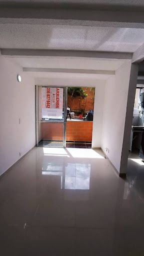 Apartamento en arriendo Antioquia Medellín La Colina 45 m2 Habitaciones 2 Baños 1 Garajes 0 Precio $1800000