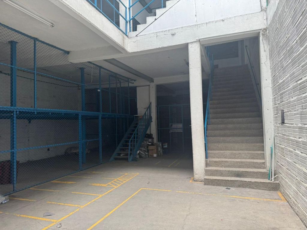 Bodega en arriendo Cundinamarca Bogotá Las Ferias Occidental 1000 m2 Habitaciones 0 Baños 7 Garajes 0 Precio $25000000