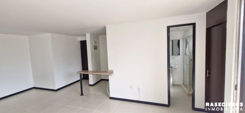 Apartaestudio en venta Antioquia Medellín Rosales 37 m2 Habitaciones 0 Baños 1 Garajes 0 Precio $298000000