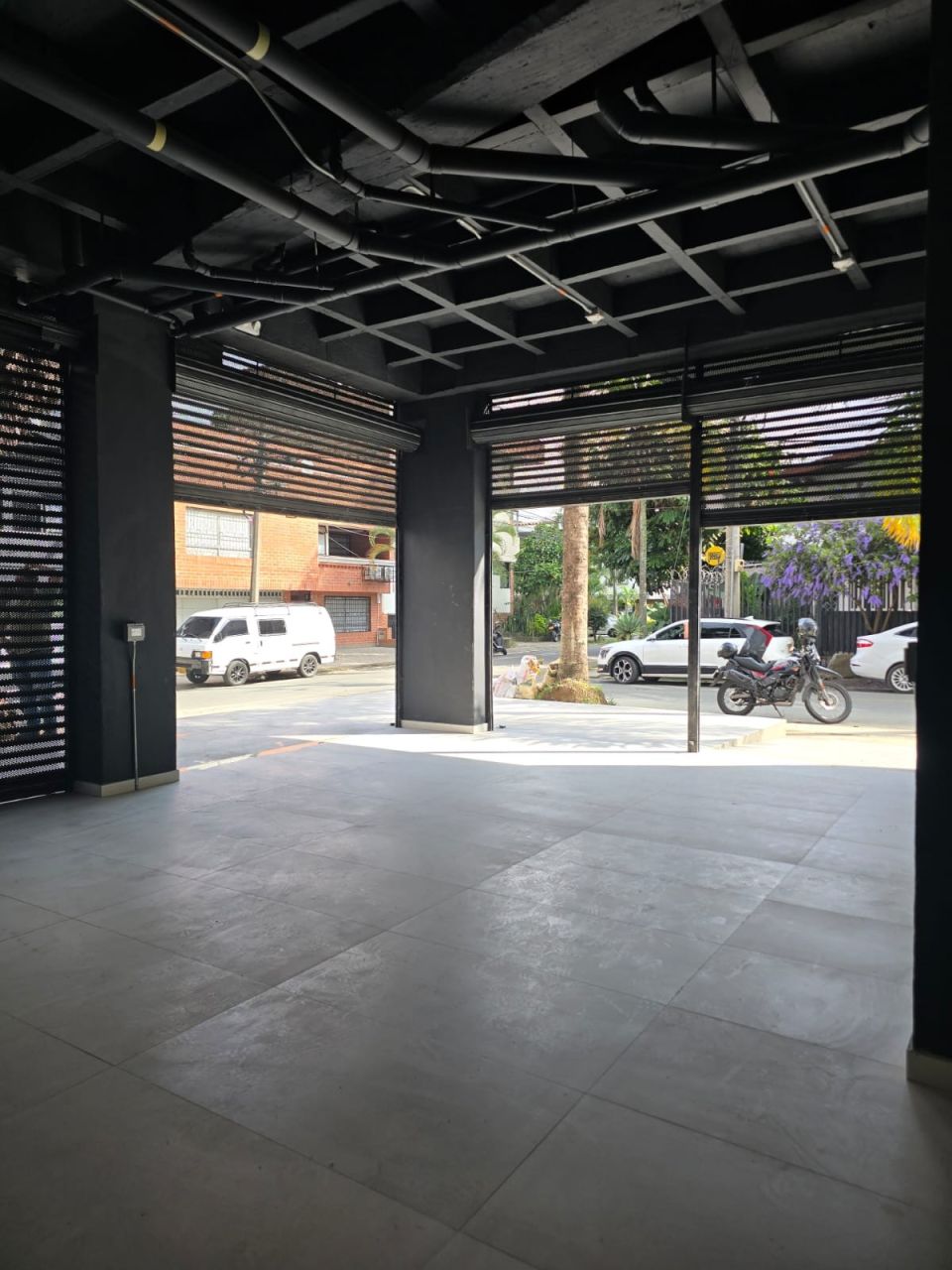 Local en arriendo Antioquia Medellín Naranjal 145 m2 Habitaciones 0 Baños 2 Garajes 0 Precio $8900000