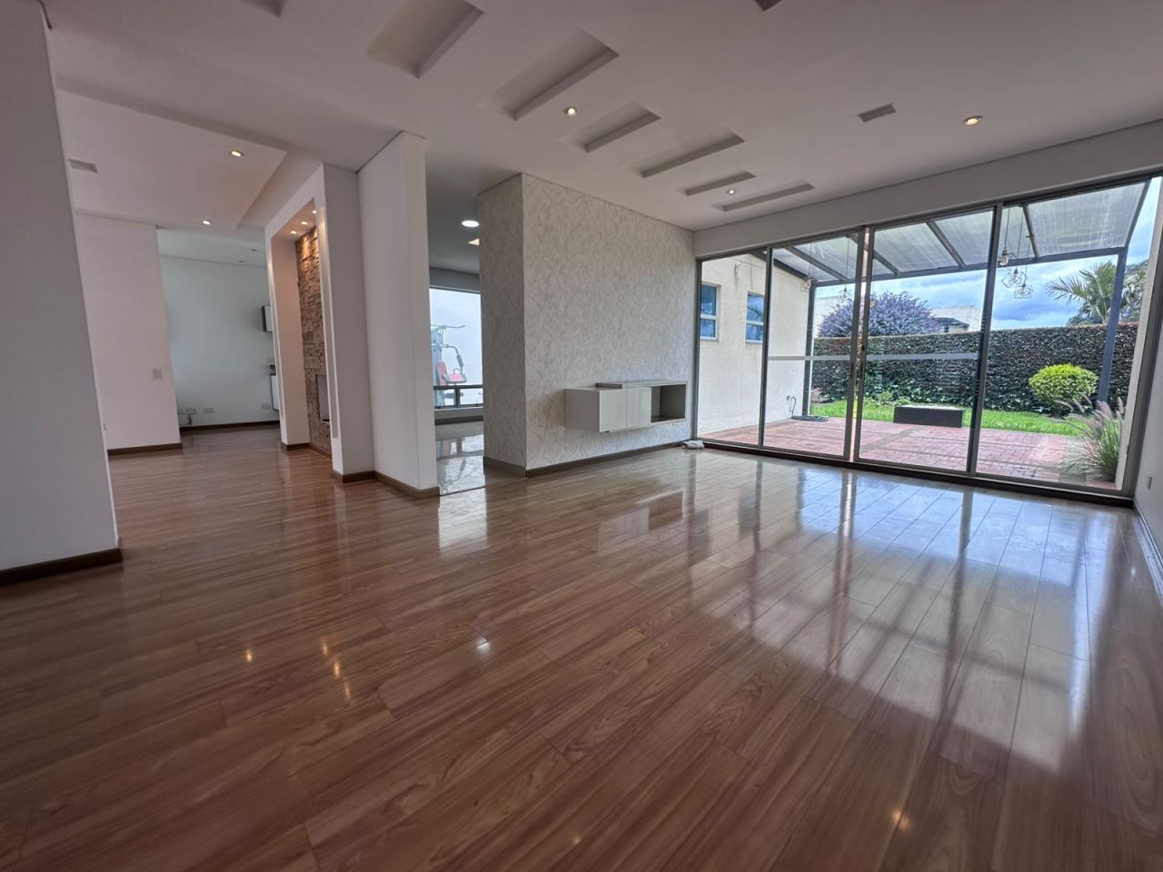 Casa en venta Cundinamarca Cajicá Co Diego Largo 230 m2 Habitaciones 3 Baños 2 Garajes 2 Precio $1490000000