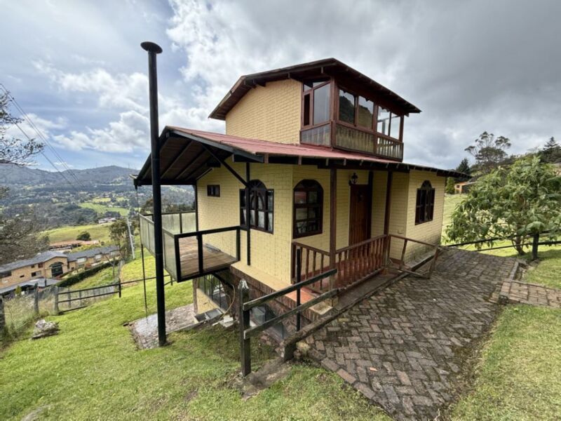 Casa en venta Cundinamarca La Calera La Cañada 200 m2 Habitaciones 5 Baños 4 Garajes 8 Precio $2000000000