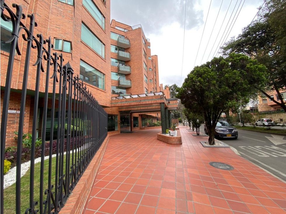 Apartamento en venta Cundinamarca Bogotá La Carolina 240 m2 Habitaciones 4 Baños 4 Garajes 3 Precio $1400000000