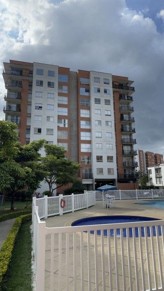 Apartamento en venta Valle Del Cauca Cali Conjunto Residencial Celeste 86 m2 Habitaciones 3 Baños 2 Garajes 1 Precio $380000000