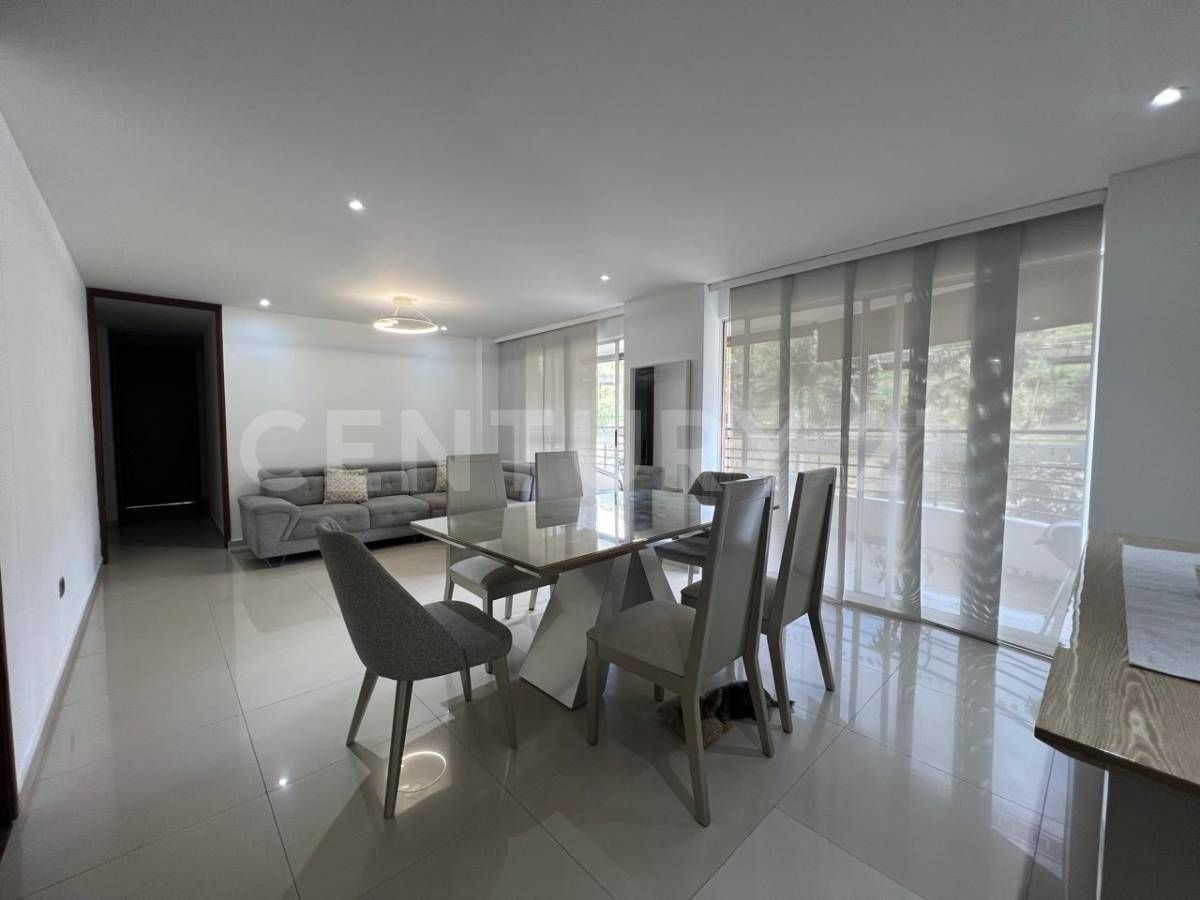 Apartamento en arriendo Valle Del Cauca Cali Santa Isabel 125 m2 Habitaciones 4 Baños 3 Garajes 2 Precio $4400000