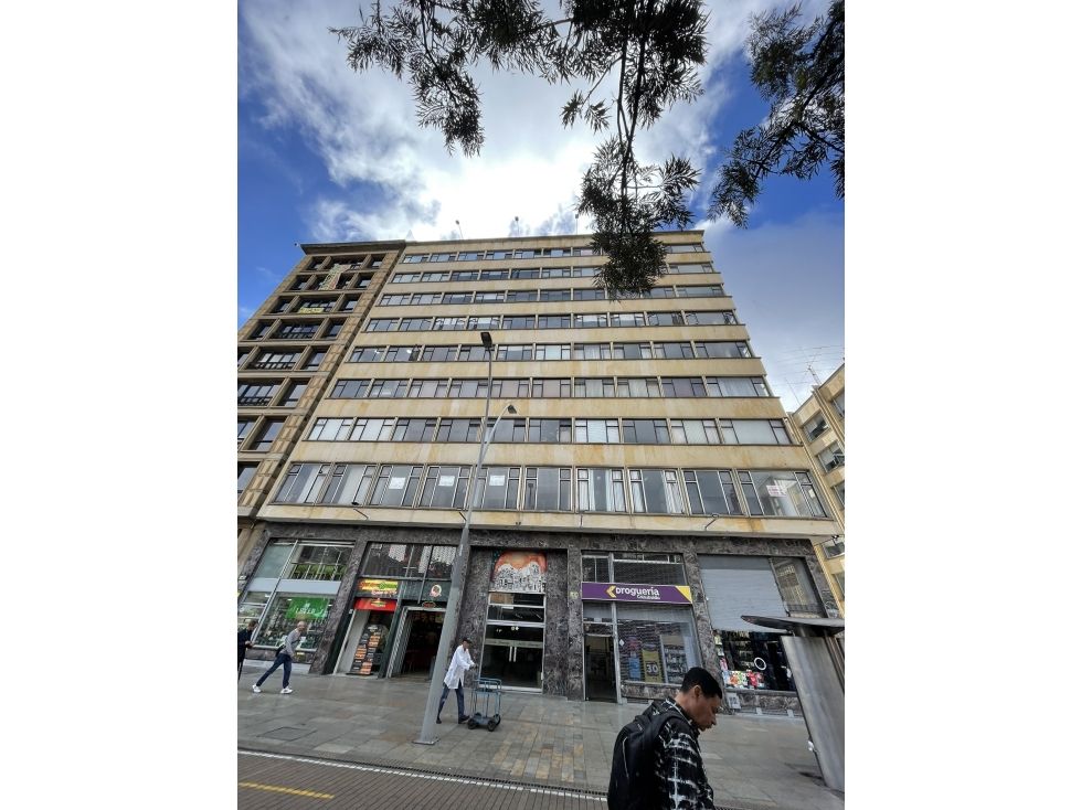 Oficina en arriendo o venta Cundinamarca Bogotá La Catedral 79 m2 Habitaciones 0 Baños 1 Garajes 0 Precio venta $350000000 Precio arriendo $3500000