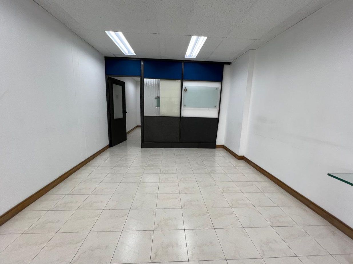 Oficina en arriendo Antioquia Medellín La Florida 34 m2 Habitaciones 0 Baños 1 Garajes 1 Precio $3600000