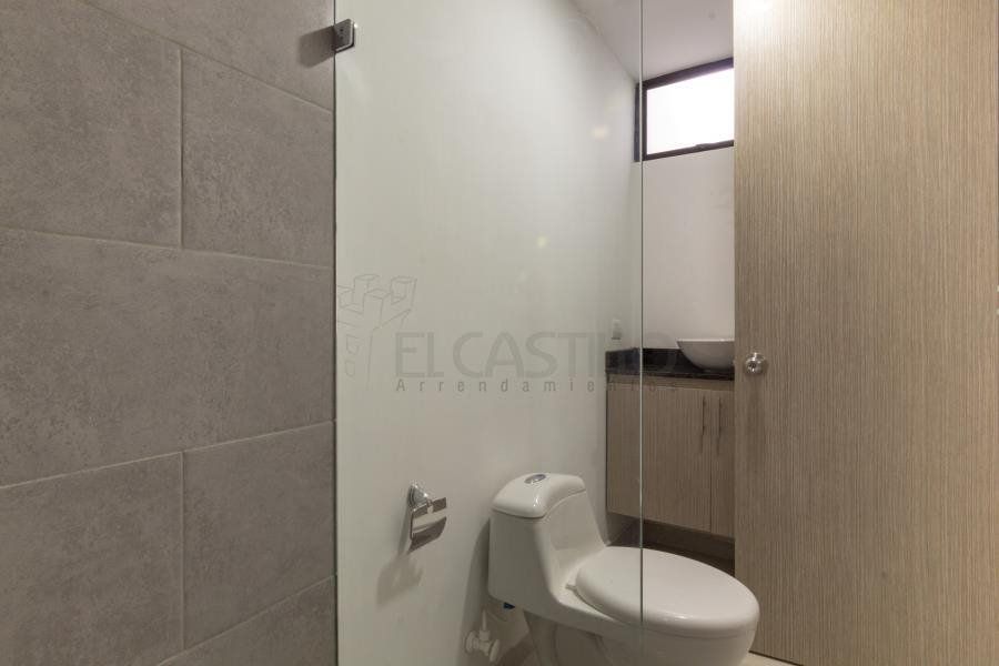 Apartamento en arriendo Antioquia Medellín San Bernardo 81 m2 Habitaciones 3 Baños 2 Garajes 1 Precio $2300000