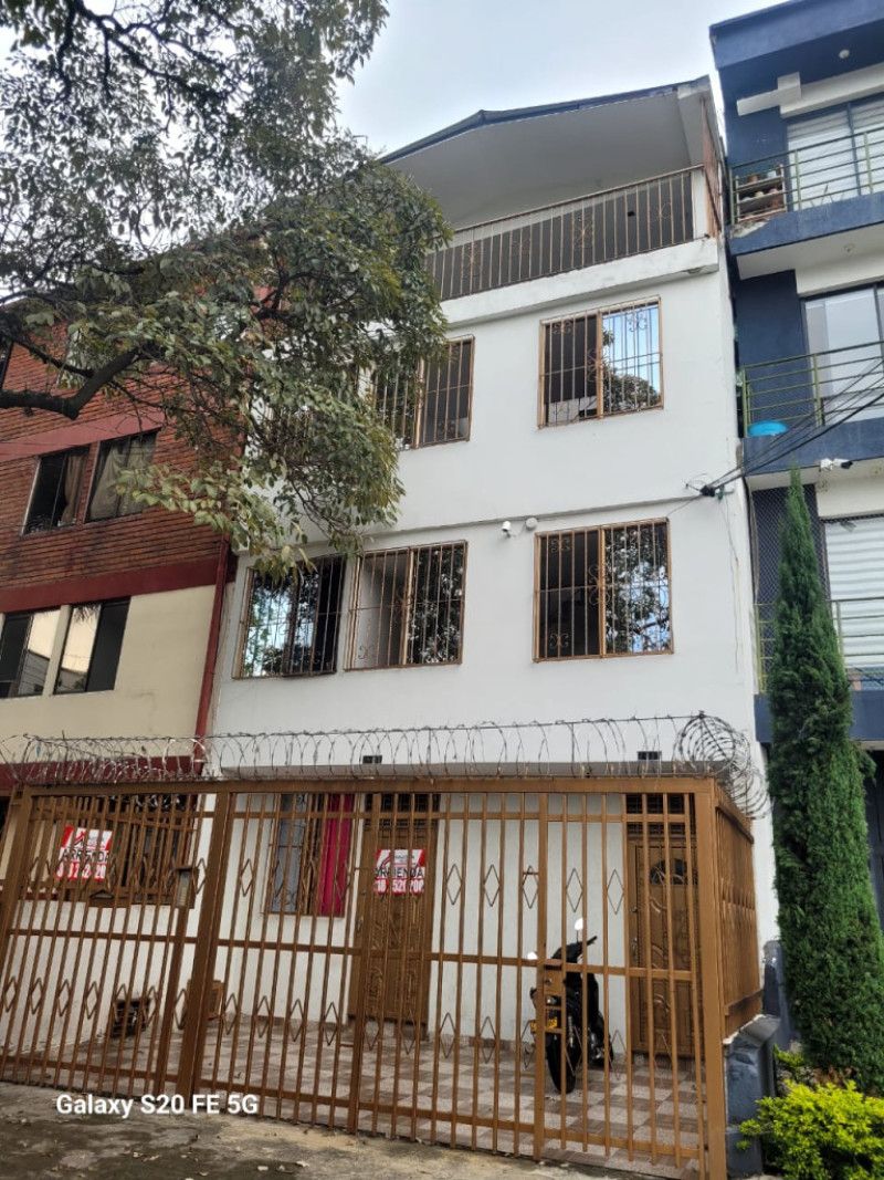 Apartaestudio en arriendo Valle Del Cauca Cali San Fernando Nuevo 35 m2 Habitaciones 1 Baños 1 Garajes 0 Precio $830000