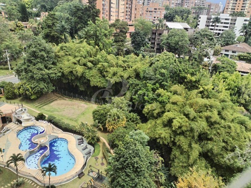 Apartamento en arriendo Antioquia Medellín Alejandria 120 m2 Habitaciones 3 Baños 3 Garajes 2 Precio $7000000