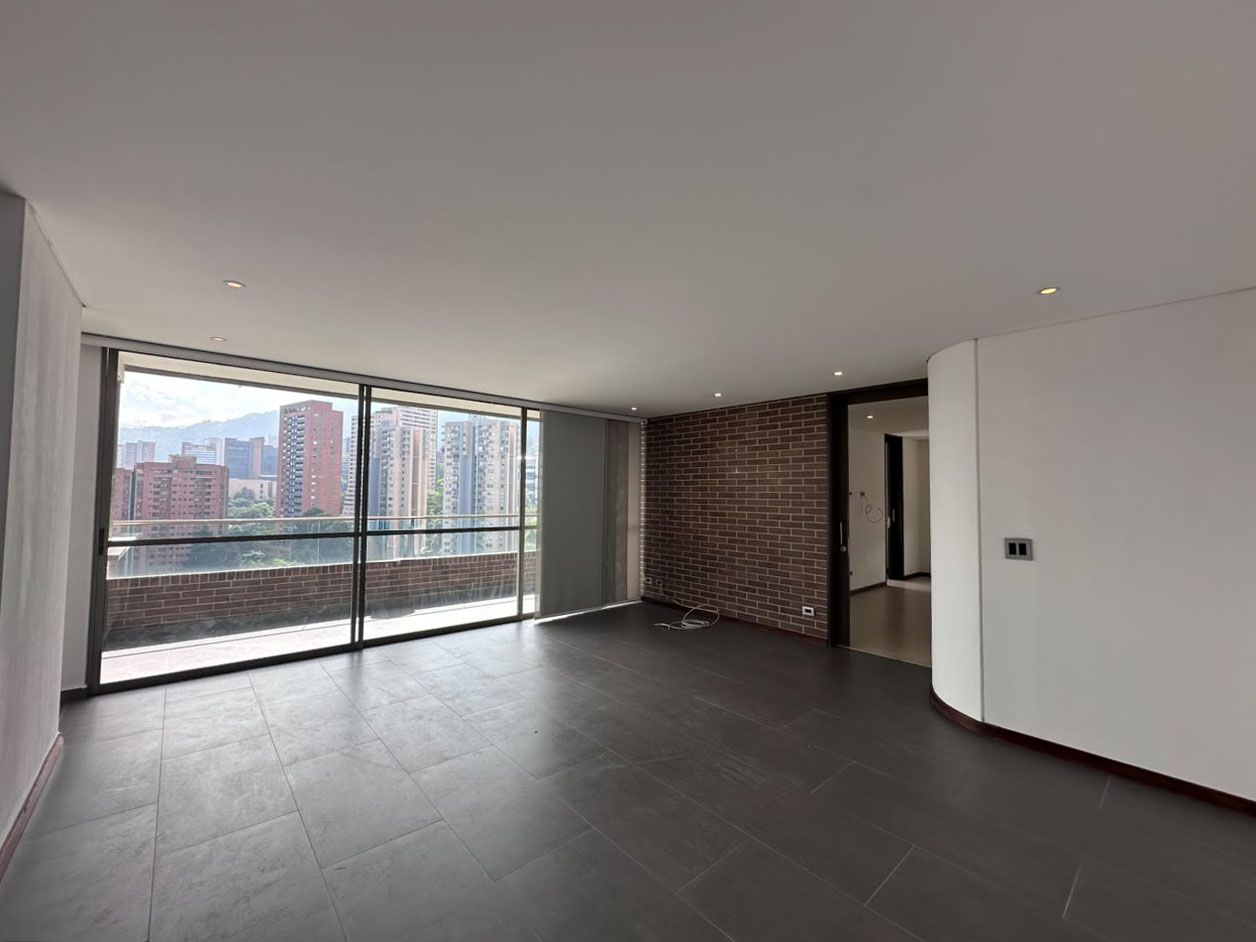 Apartamento en arriendo Antioquia Medellín Los Balsos No 1 75 m2 Habitaciones 1 Baños 2 Garajes 2 Precio $4700000