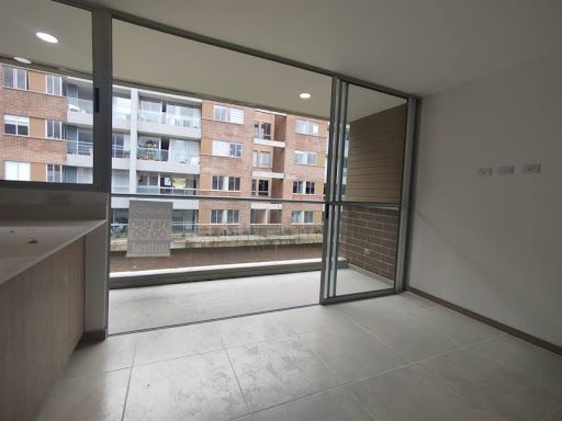 Apartamento en arriendo Antioquia La Ceja Centro 68 m2 Habitaciones 3 Baños 2 Garajes 1 Precio $2500000