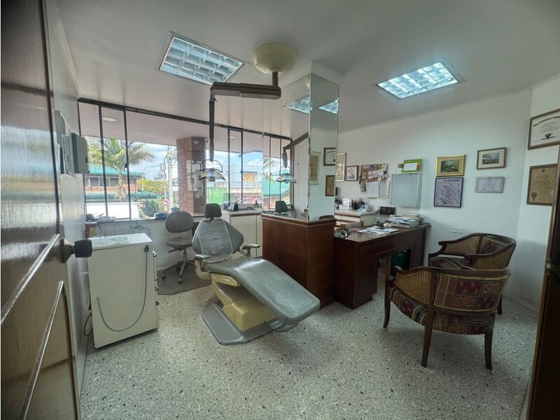 Consultorio en venta Cundinamarca Bogotá La Calleja 67 m2 Habitaciones 0 Baños 2 Garajes 0 Precio $550000000