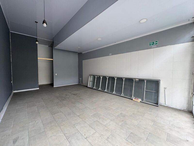 Local en venta Cundinamarca Bogotá Quesada 42 m2 Habitaciones 0 Baños 1 Garajes 0 Precio $215000000