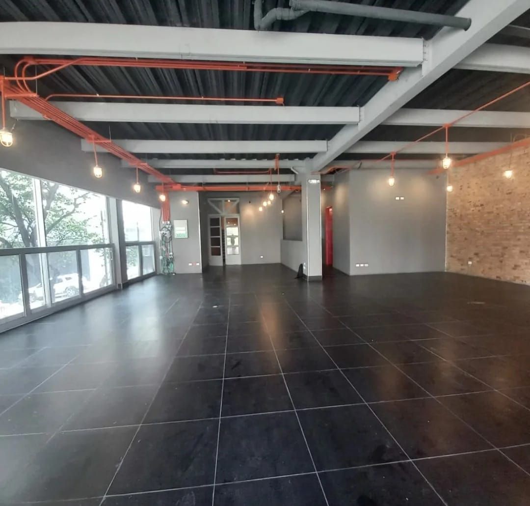 Local en venta Cundinamarca Bogotá San Martin 212 m2 Habitaciones 0 Baños 0 Garajes 0 Precio $1850000000