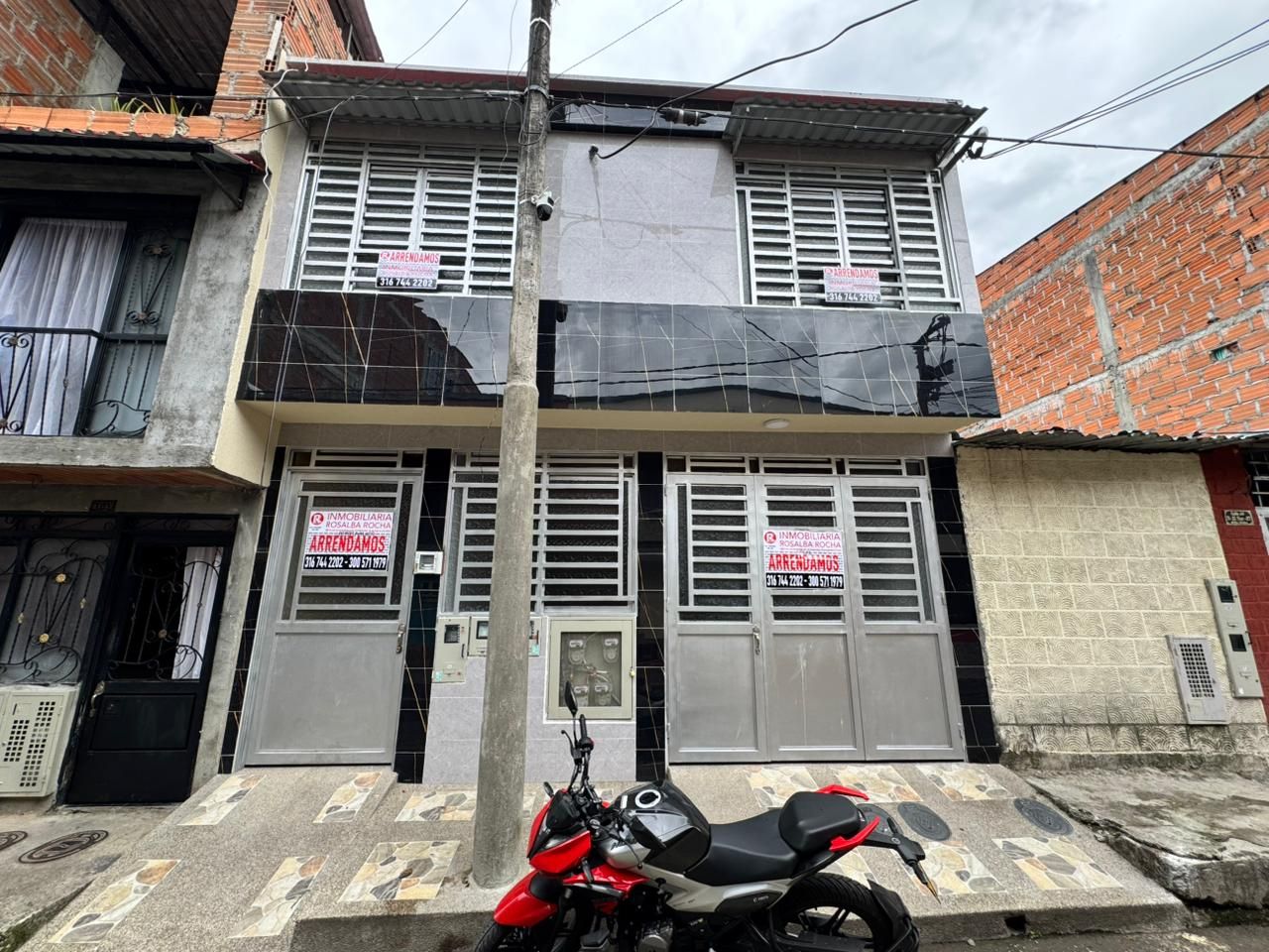 Local en arriendo Tolima Ibagué San Isidro 8 m2 Habitaciones 0 Baños 1 Garajes 0 Precio $800000