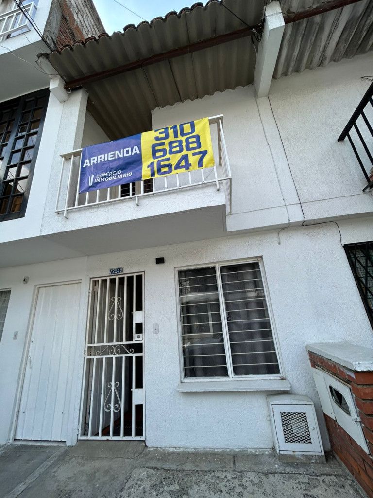 Casa en arriendo Valle Del Cauca Cali Brisas De Los Álamos 90 m2 Habitaciones 3 Baños 2 Garajes 0 Precio $1200000