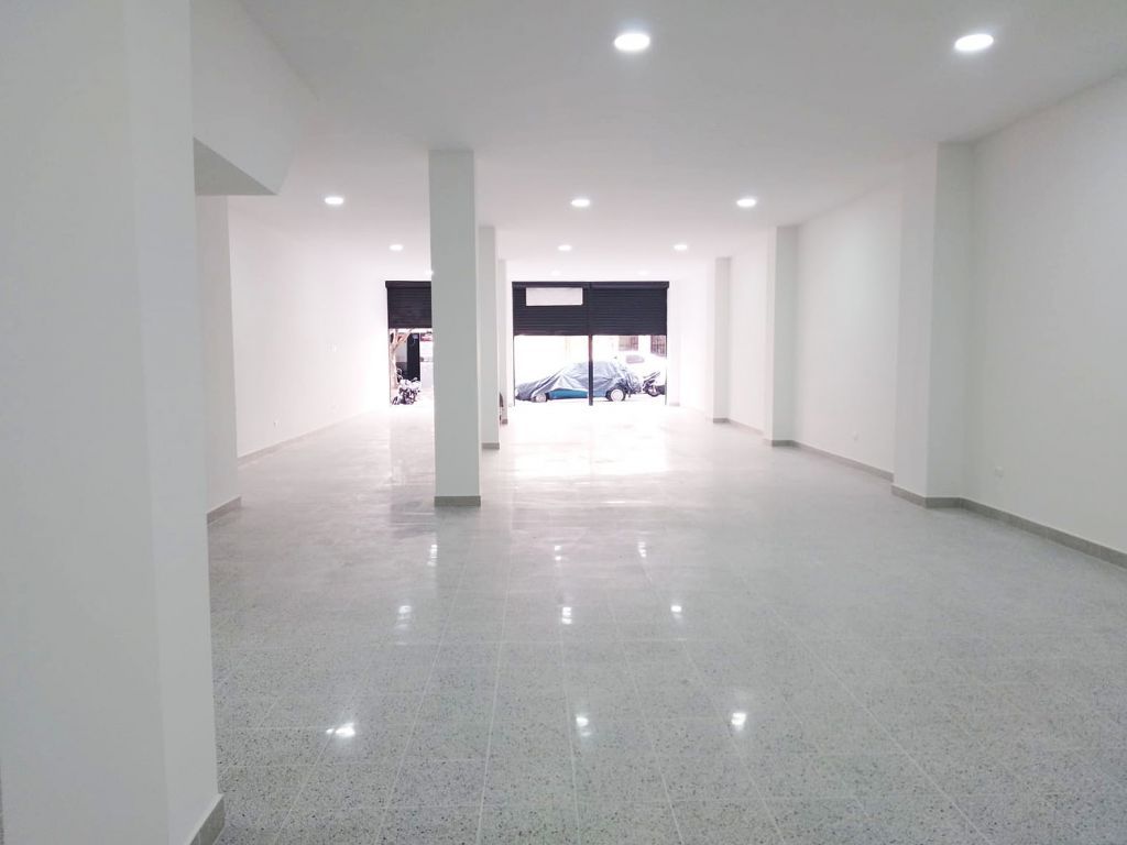 Local en venta Antioquia Itagüí El Rosario 200 m2 Habitaciones 0 Baños 1 Garajes 0 Precio $1450000000
