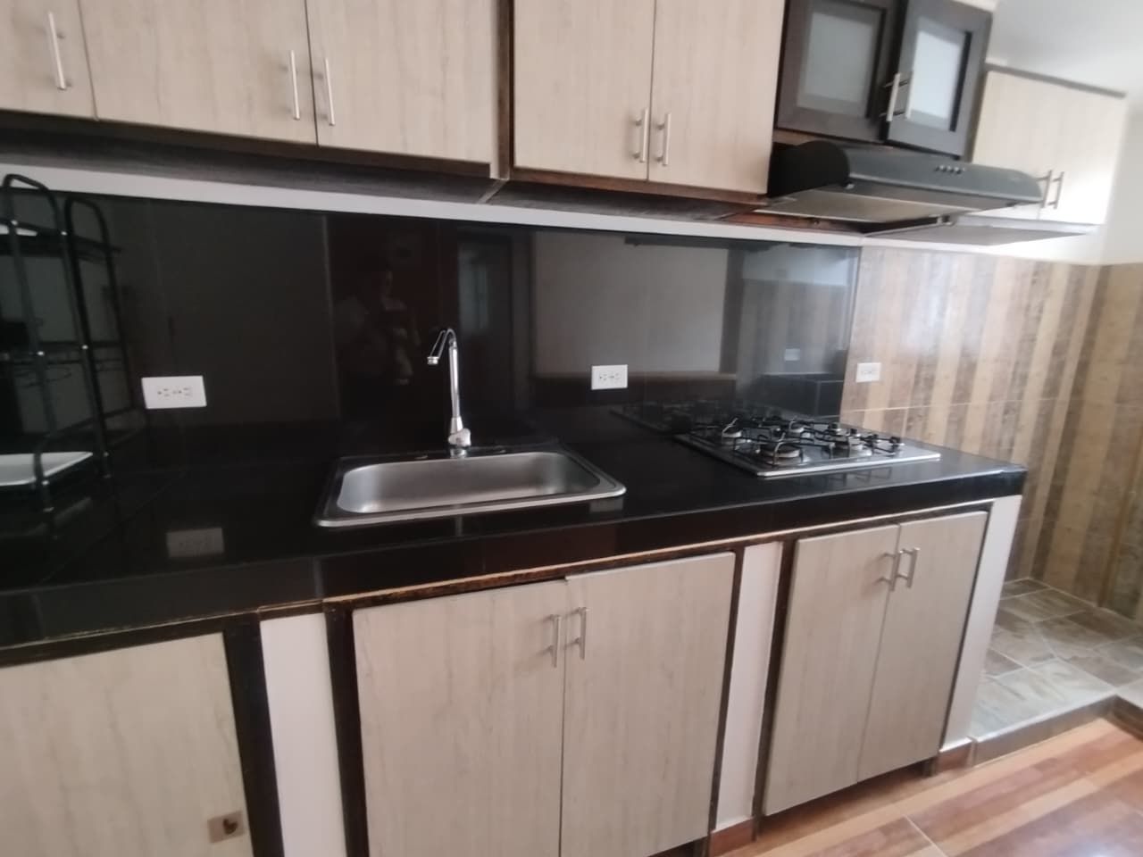 Apartamento en arriendo Antioquia Medellín Berlin 60 m2 Habitaciones 2 Baños 1 Garajes 0 Precio $1300000