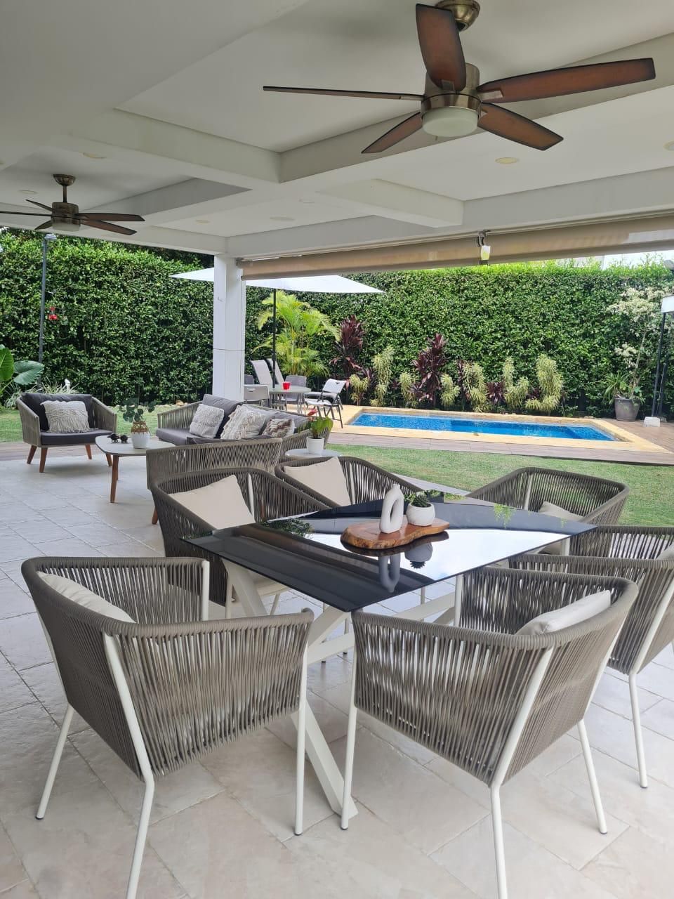 Casa en venta Valle Del Cauca Cali Colseguros Andes 470 m2 Habitaciones 5 Baños 6 Garajes 6 Precio $3700000000