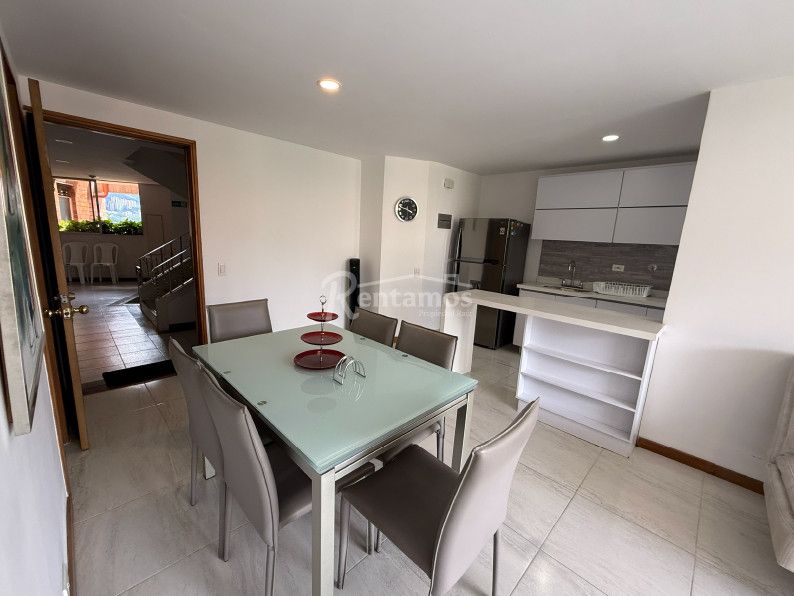 Apartaestudio en arriendo Antioquia Medellín Patio Bonito 50 m2 Habitaciones 1 Baños 2 Garajes 1 Precio $3800000