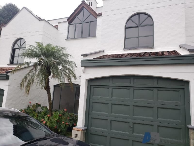 Casa en arriendo Antioquia Medellín Los Balsos No1 210 m2 Habitaciones 3 Baños 3 Garajes 3 Precio $7800000