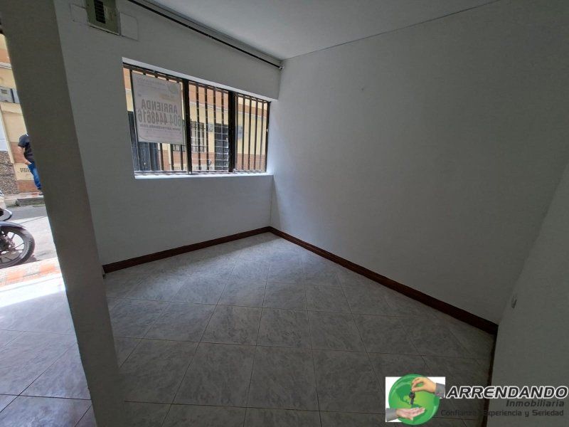 Casa en arriendo Antioquia Itagüí Centro 65 m2 Habitaciones 2 Baños 2 Garajes 0 Precio $1750000