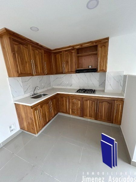 Apartamento en arriendo Antioquia Medellín San Joaquin 95 m2 Habitaciones 3 Baños 2 Garajes 0 Precio $3500000