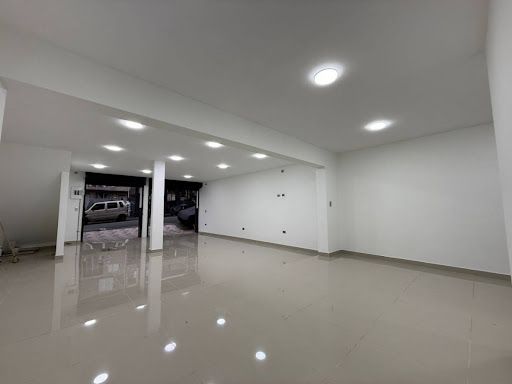 Local en arriendo Antioquia Medellín La Esperanza 100 m2 Habitaciones 0 Baños 2 Garajes 0 Precio $3800000