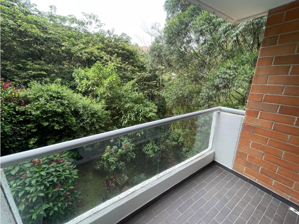 Apartamento en arriendo Antioquia Envigado Trianon 60 m2 Habitaciones 3 Baños 2 Garajes 1 Precio $2800000