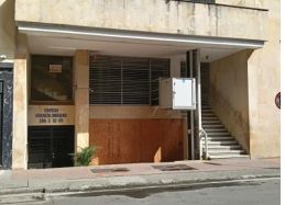 Oficina en arriendo o venta Valle Del Cauca Cali San Pedro 182 m2 Habitaciones 0 Baños 1 Garajes 0 Precio venta $401038000 Precio arriendo $4574675