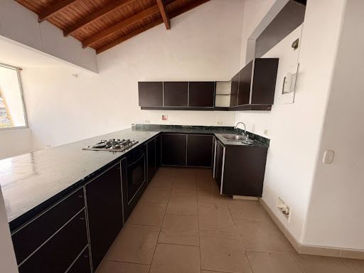Casa en arriendo Antioquia Medellín Rosales 180 m2 Habitaciones 3 Baños 2 Garajes 1 Precio $4300000