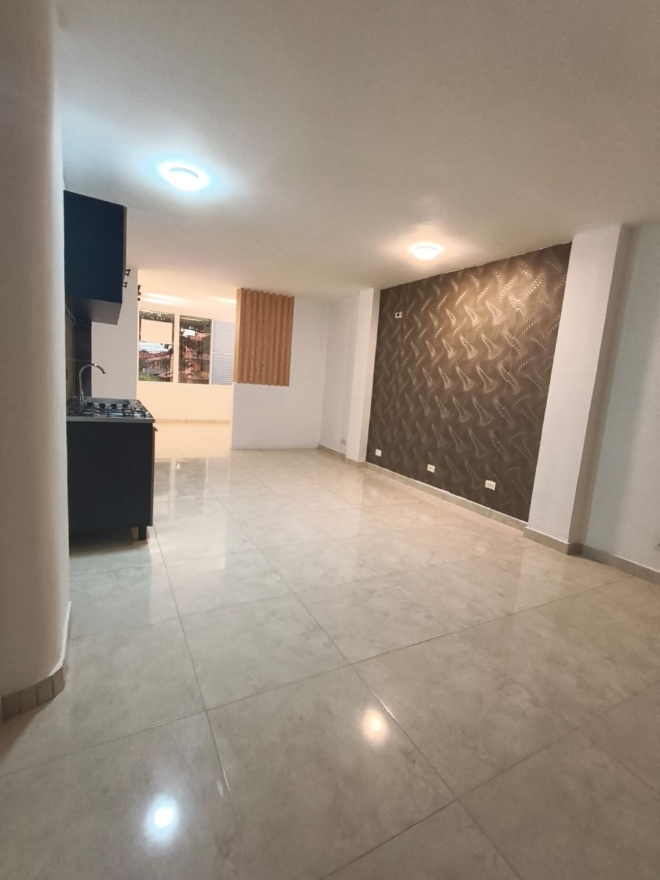 Apartaestudio en arriendo Valle Del Cauca Cali Prados Del Limonar 30 m2 Habitaciones 1 Baños 1 Garajes 0 Precio $800000