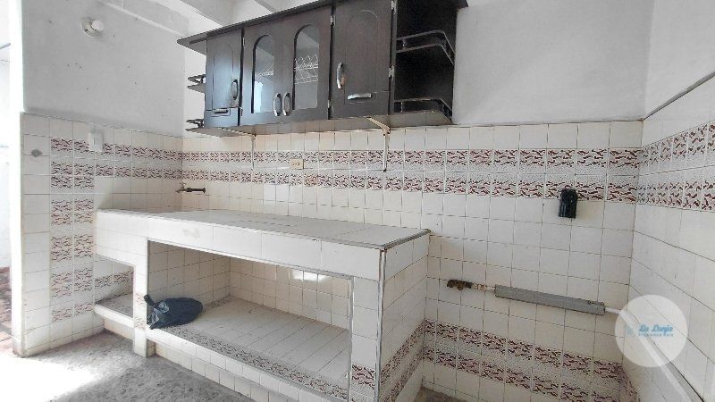 Apartamento en arriendo Antioquia Medellín Francisco Antonio Zea 70 m2 Habitaciones 3 Baños 1 Garajes 0 Precio $1500000