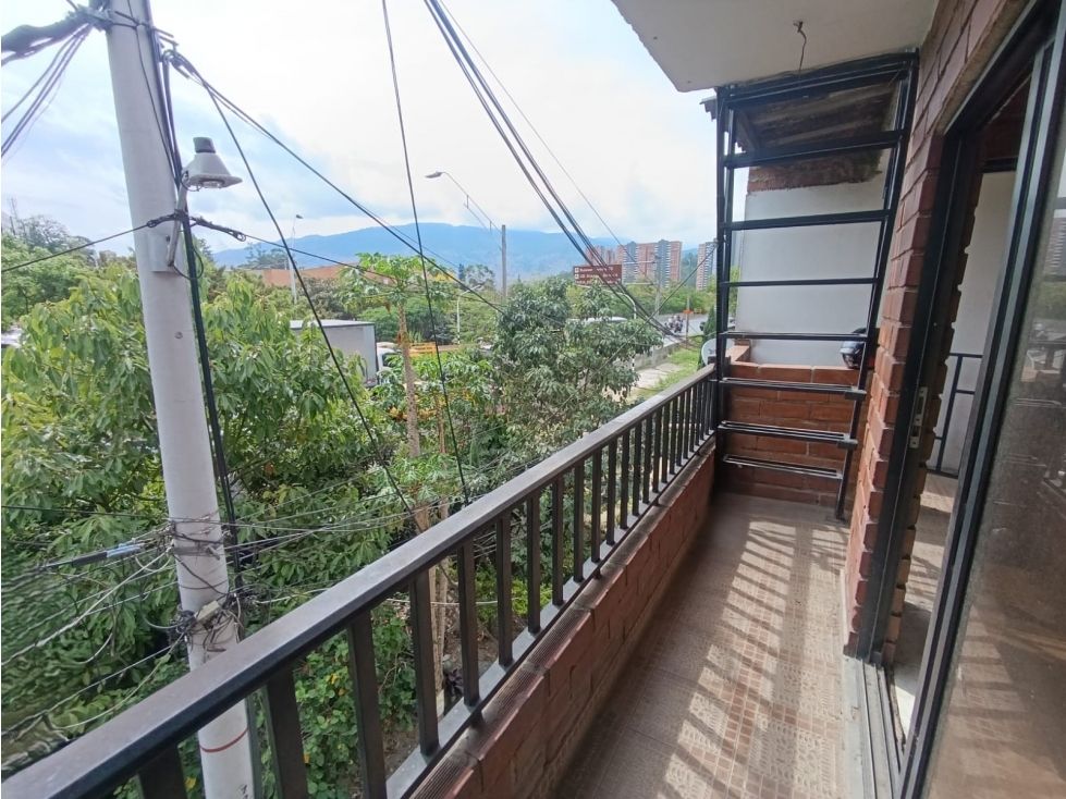 Apartamento en arriendo Antioquia Medellín El Pesebre 45 m2 Habitaciones 2 Baños 1 Garajes 0 Precio $950000