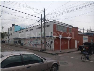 Casa en venta Cundinamarca Bogotá Belen 998 m2 Habitaciones 27 Baños 16 Garajes 1 Precio $3100000000