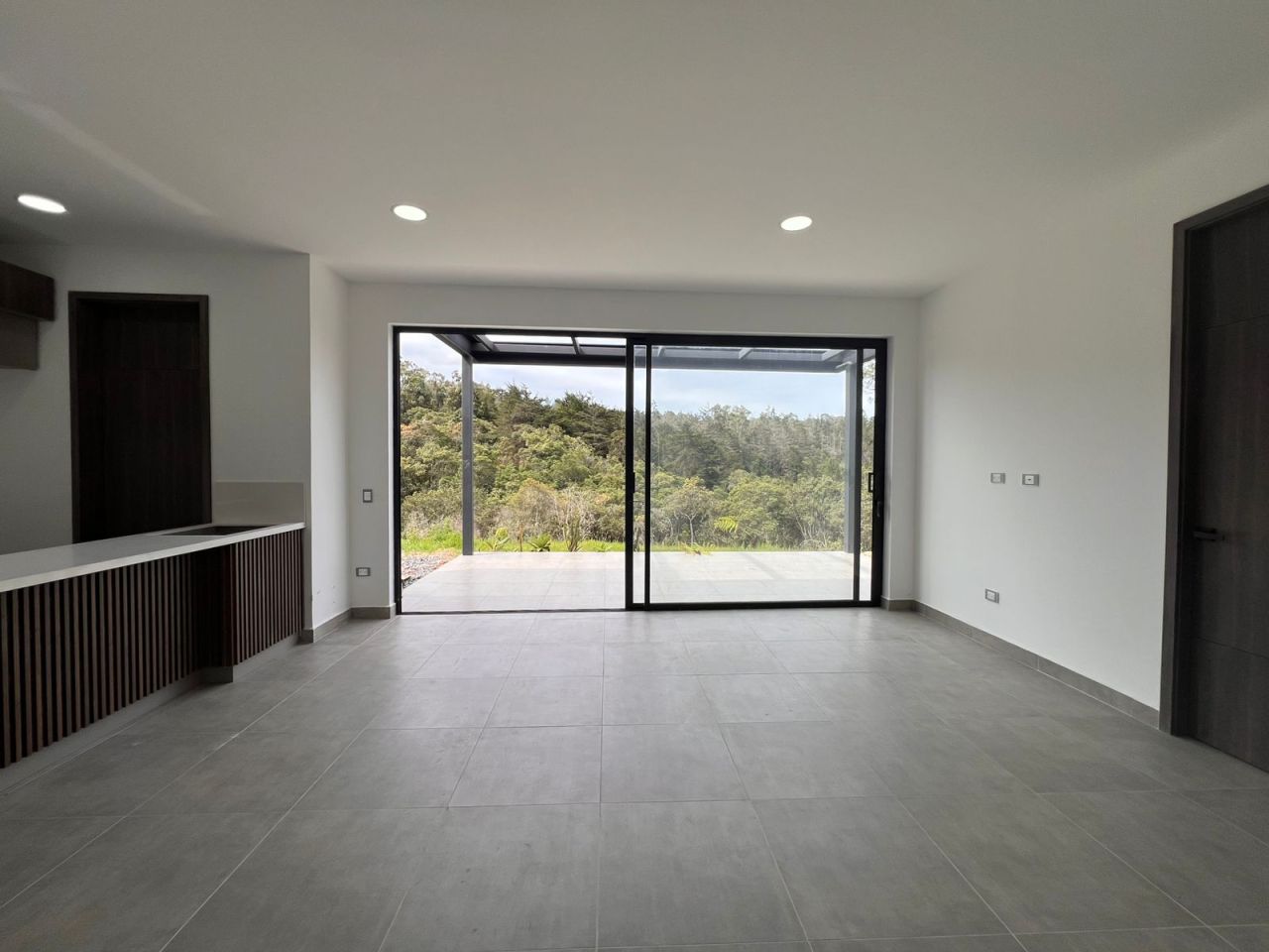 Casa en arriendo Antioquia Envigado Asd 150 m2 Habitaciones 3 Baños 4 Garajes 3 Precio $10000000
