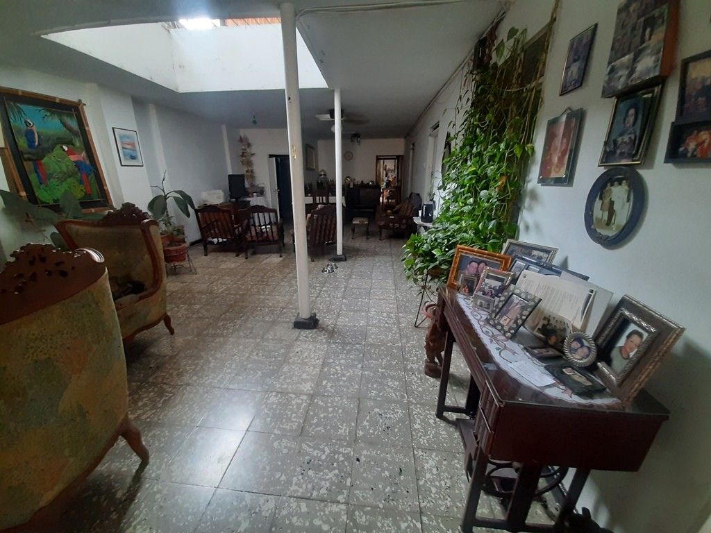 Casa en venta Valle Del Cauca Palmira Barrio Nuevo 330 m2 Habitaciones 10 Baños 4 Garajes 1 Precio $395000000
