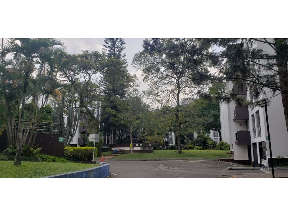 Apartamento en venta Antioquia Medellín Urbanizacion El Futuro 136 m2 Habitaciones 5 Baños 3 Garajes 1 Precio $680000000