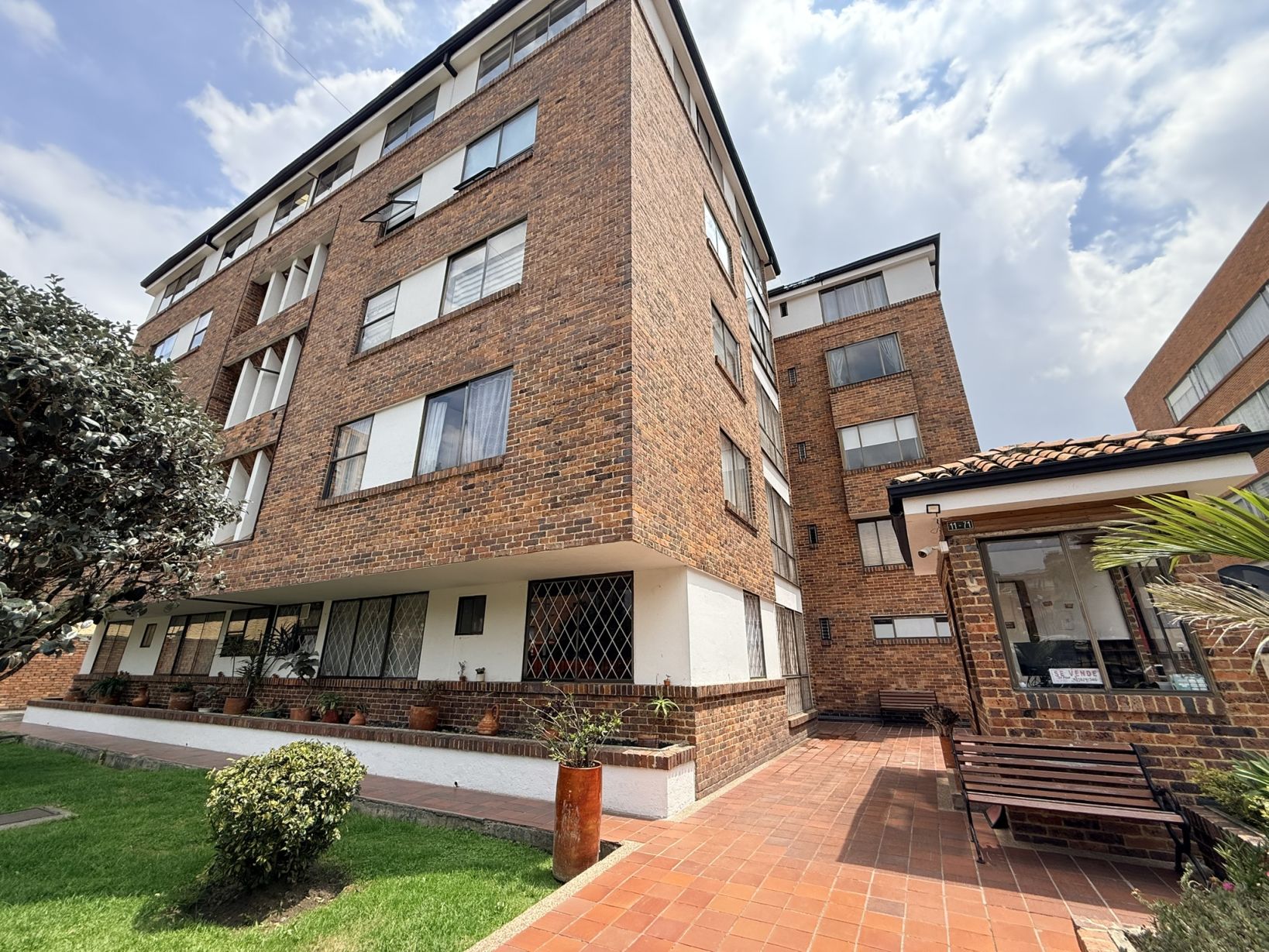 Apartamento en venta Cundinamarca Bogotá Caobos Salazar 74 m2 Habitaciones 2 Baños 2 Garajes 1 Precio $330000000